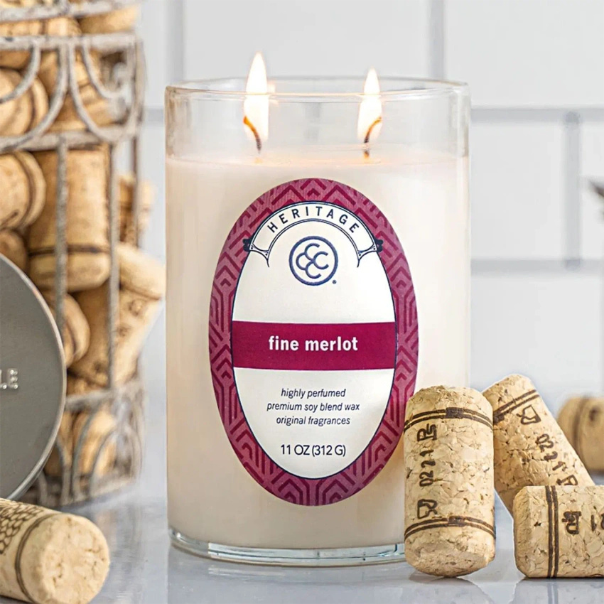 Sojová vonná svíčka Fine Merlot Colonial Candle