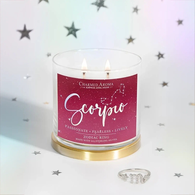 Charmed Aroma bijou bougie parfumée au soja avec anneau en argent 12 oz 340 g - Signe du zodiaque Scorpion