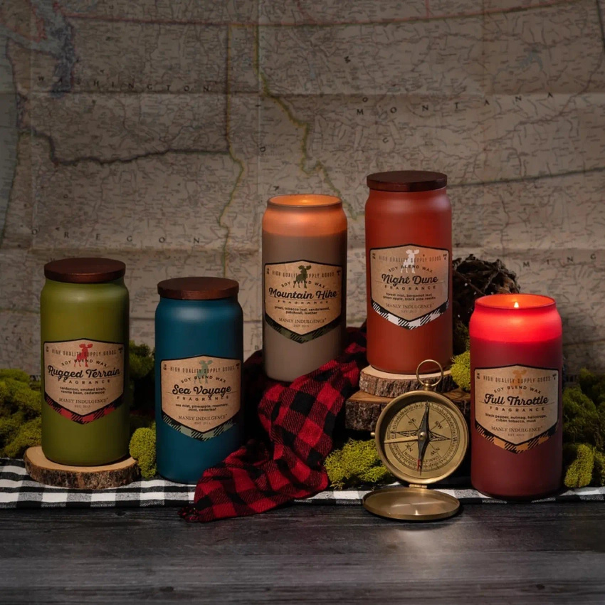 Sojová vonná svíčka pro muže Rugged Terrain Colonial Candle