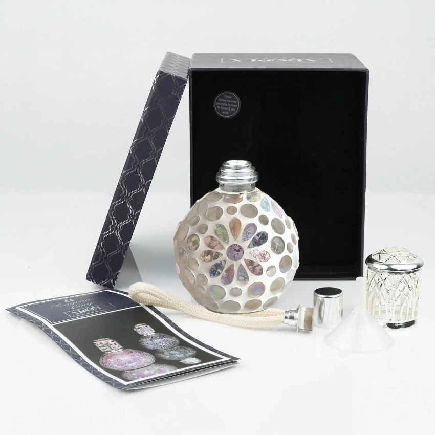 Lampa katalityczna zapachowa w pudełku prezentowym Pearl Floral Woodbridge