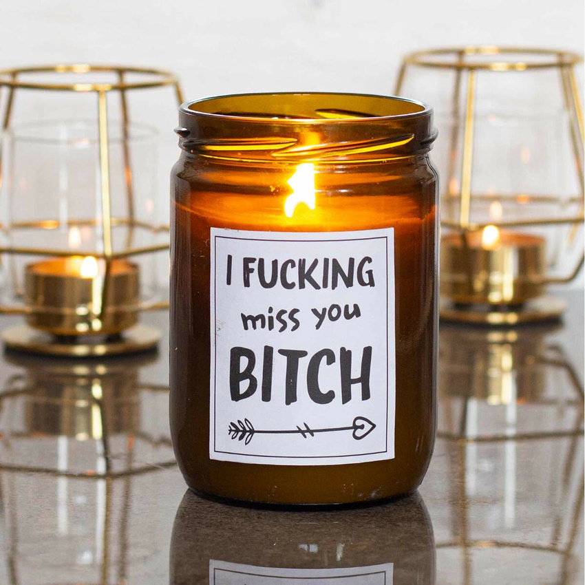 Świeca na prezent sojowa zapachowa Mad Candle 360 g - I Fucking Miss You Bitch