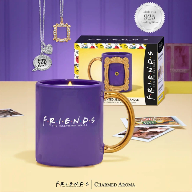Sviečka so šperky Priatelia Charmed Aroma sójová voňavá Náhrdelník – Friends Mug