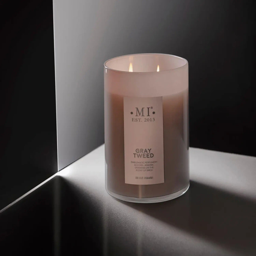 Colonial Candle Verfijnde Soja-geurkaars voor heren in glas 22 oz 623 g - Grijze Tweed