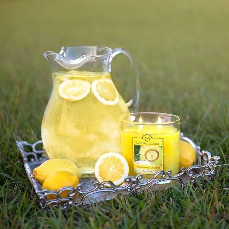 Candela profumata ovale Colonial Candle 226 g - Old Fashioned Lemonade