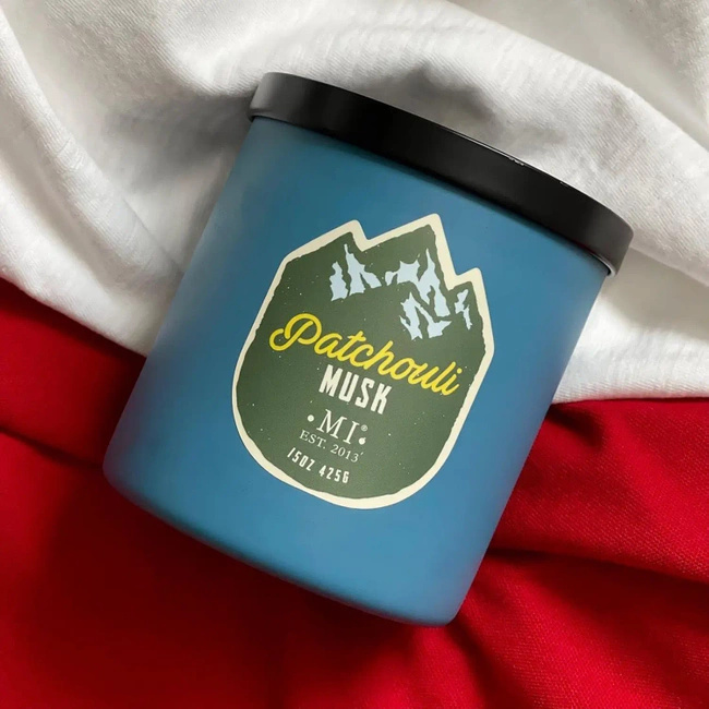Soy scented candle for men Patchouli Musk Colonial Candle