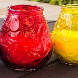 Unparfümierte Outdoor kerze im Glas Bispol Lowboy ~ 17 h - Rot